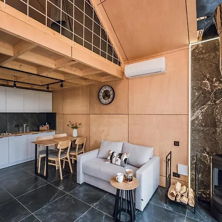 Mayak модульні будиночки в яблуниці Chalet Yablunytsya