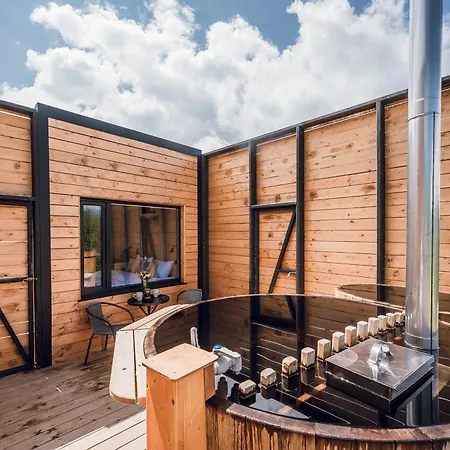 Mayak модульні будиночки в яблуниці Chalet